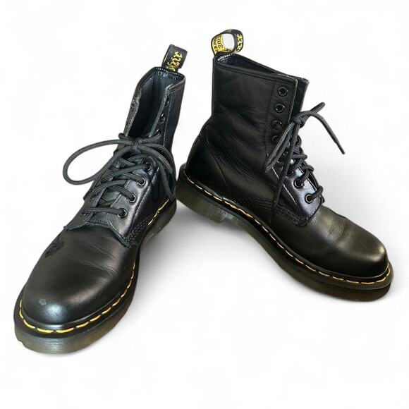 Dr. Martens size 6 1460 Black Mono Boots with Rose Embroidery - 8 Eye - Picture 2 of 5